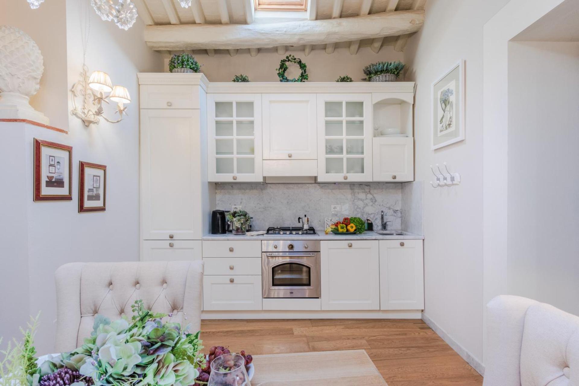 Casa Laura, Unwind Yourself On A Luxury Terrace In Town Apartment *